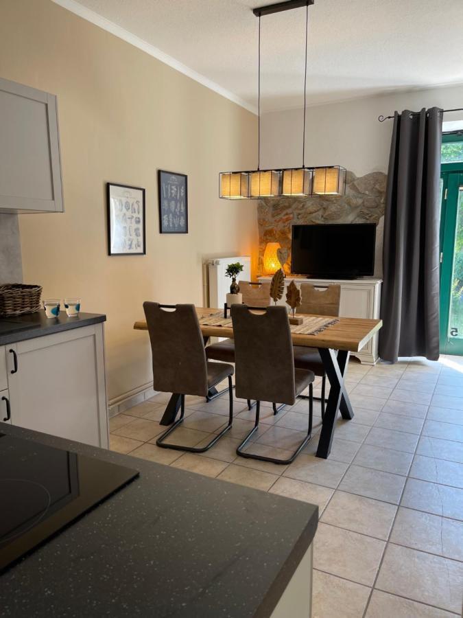 Naturnahes, Neu Moebl.Apartment, Hundefreundlich Neu Gaarz Exteriör bild